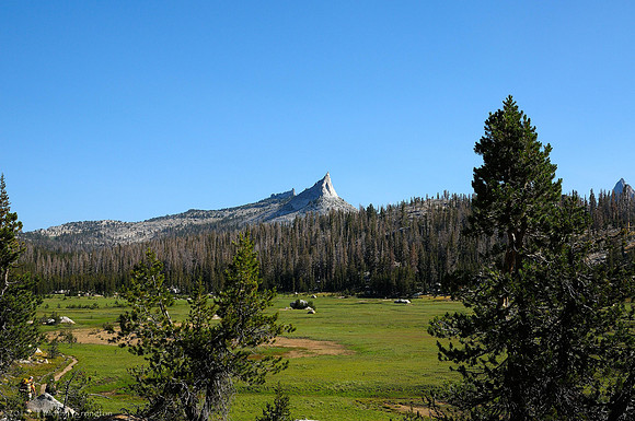 Trail to Merced Lake